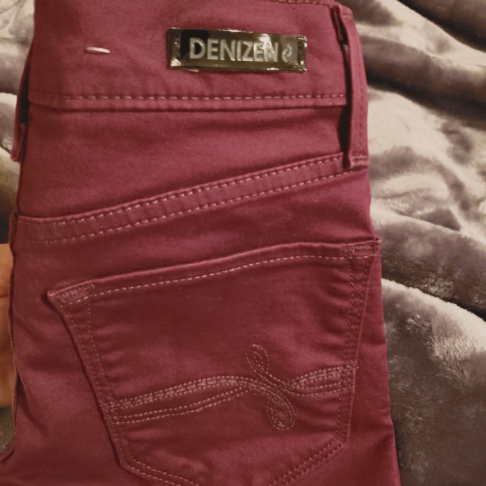 Woman's Pants